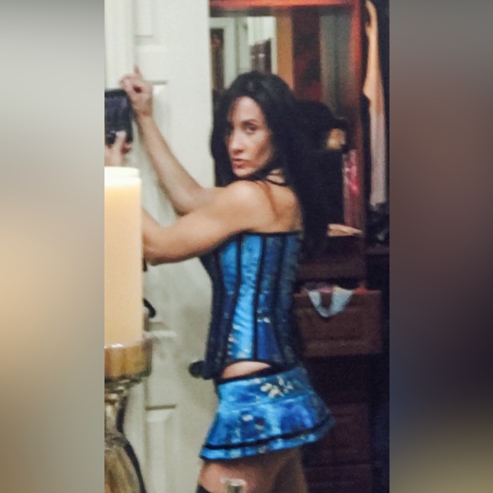 Turquoise Floral Design Silk Corset and Hip Hugger Skirt Set!!